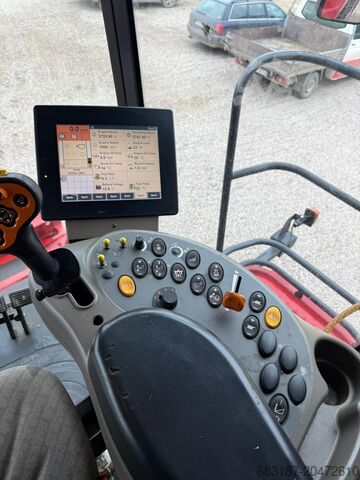 Grain harvester Case 9010