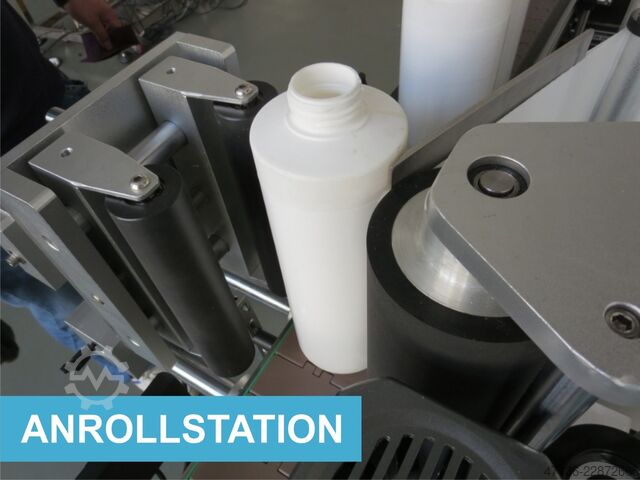 Labeller for self-adhesive labels with 2 stations (round and square bottles) SEEMA ETIMAX 2R