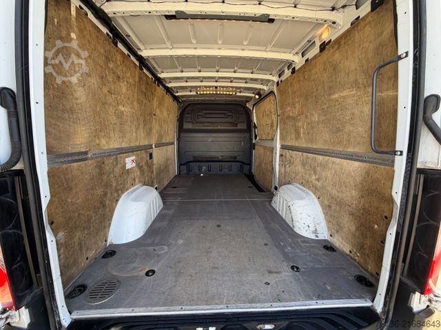 Kastenwagen MERCEDES-BENZ Sprinter 316 CDI AHK 3.5t L2H1 Standheizung