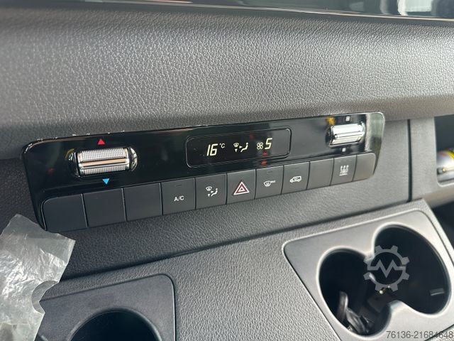 Kleinbus MERCEDES-BENZ Sprinter 519 29+1+1 Klima Standheizung  El. Tür