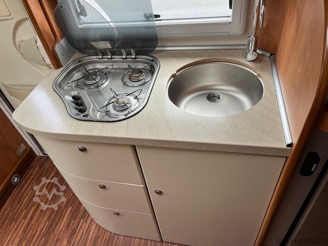 Teilintegriertes Wohnmobil CARTHAGO T 143 - Einzelbetten -  - Solar -