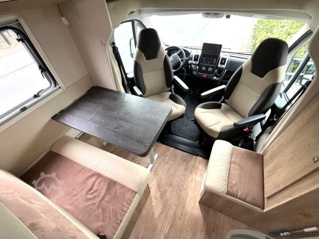 Teilintegriertes Wohnmobil BELA Easy Barbados - Einzelbetten -  - AHK