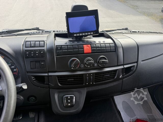 Box truck Iveco EUROCARGO 120-220
