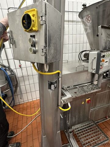 Forming meat processing machine PROVATEC 745