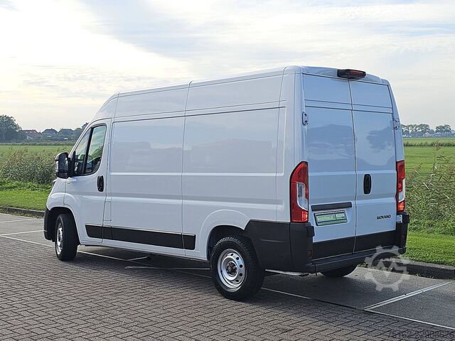 High-roof van OPEL MOVANO 2.2 L2H2 Airco Euro6!