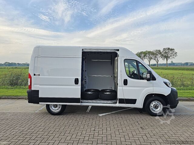 High-roof van OPEL MOVANO 2.2 L2H2 Airco Euro6!