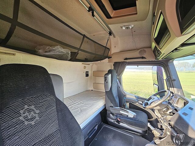 Standard-SZM MERCEDES-BENZ ACTROS 1843 Streamspace Euro6 2xTank Spoilers N...