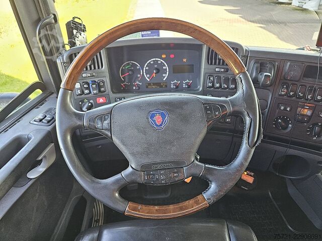 Standard-SZM SCANIA R560 V8 6X2