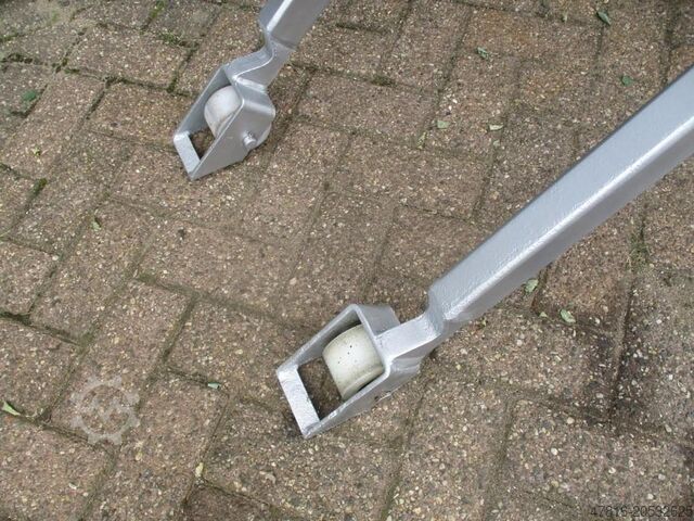 High lifting pallet truck BT HL 1000i