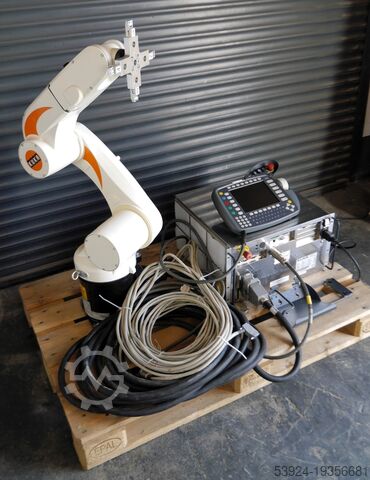 Industrial robot Kuka KRC2 SR