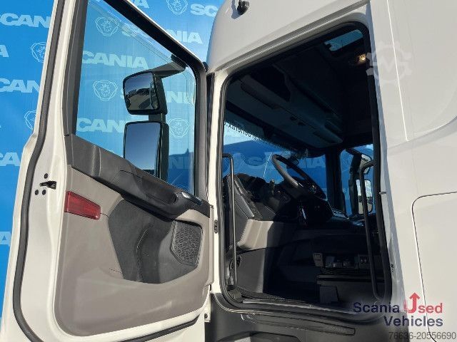 Hazardous materials truck Scania R 450 A4x2NA RETARDER 8T DIFF-L SMART2