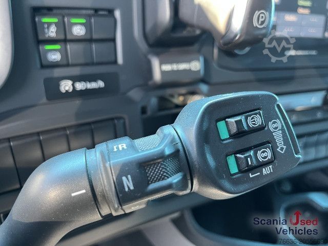 Hazardous materials truck Scania R 450 A4x2NA RETARDER 8T DIFF-L SMART2