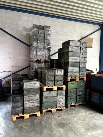 Large lot of Schäfer bins Schäfer Crates