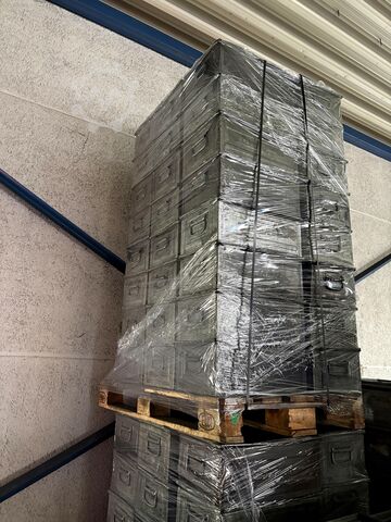 Large lot of Schäfer bins Schäfer Crates