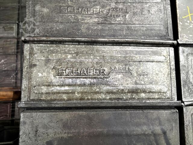Large lot of Schäfer bins Schäfer Crates