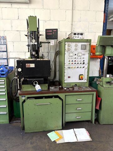 Spark erosion machine WALTER HW 102