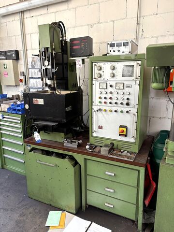 Spark erosion machine WALTER HW 102