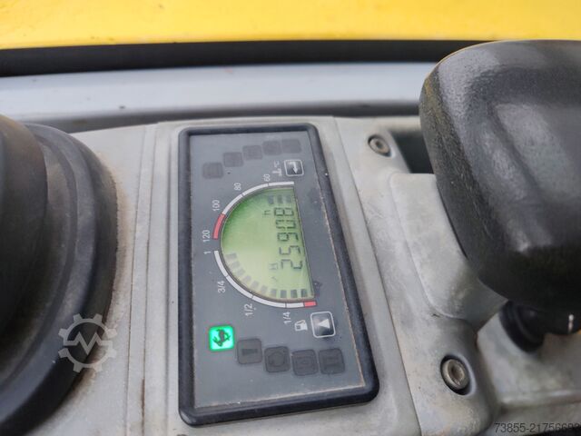 Mini Excavator  < 7t Wacker Neuson EZ28 with 3 excavator buckets