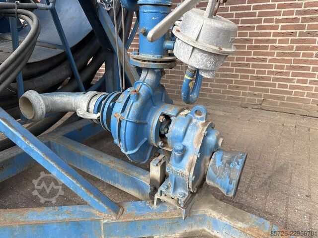 Irrigation equipment  Haspel met eigen pomp - Gebruikt