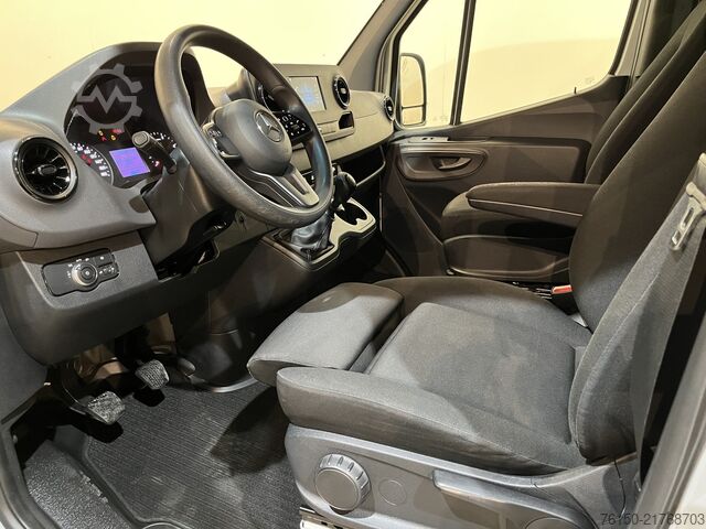 Panel van Mercedes-Benz Sprinter 311 CDI L2H2 RWD / Euro 6 / Servicebus...