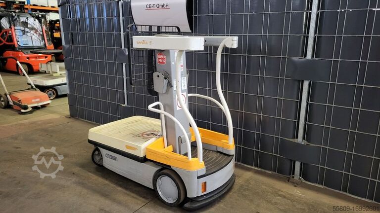 Vertical / Personnel Lifts Crown WAV 60-118