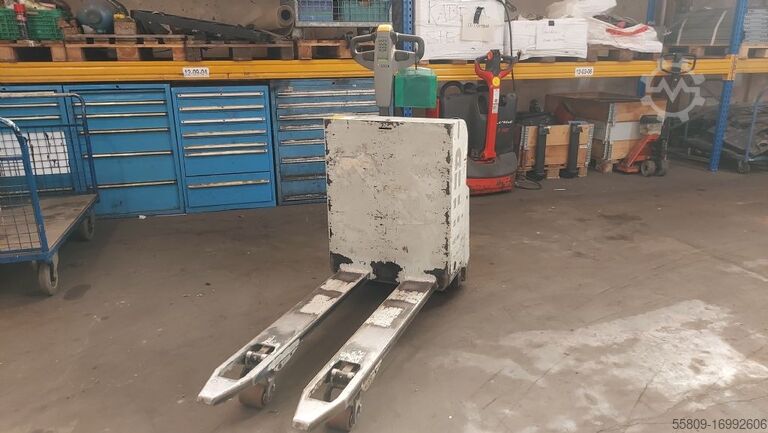 Niederhubwagen Atlet PLL180 // Batterie 2018 // Elektro //