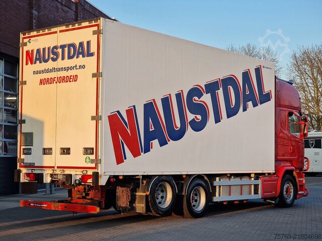 Koffer Scania R580 V8 Topline 6x2 - Box with sidedoors - Reta...