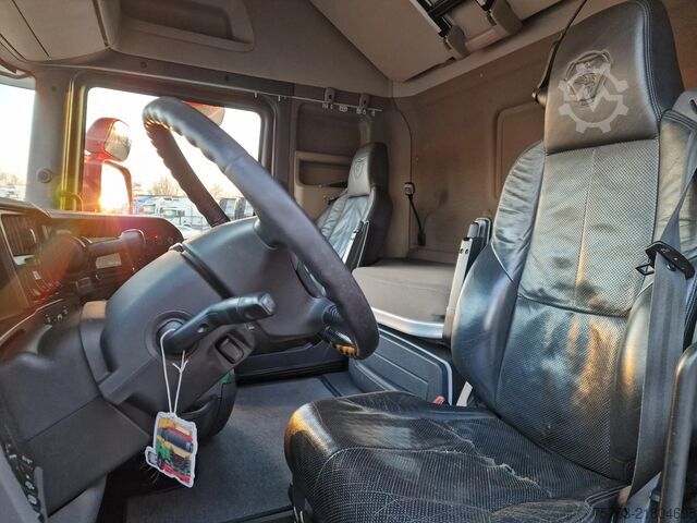 Koffer Scania R580 V8 Topline 6x2 - Box with sidedoors - Reta...