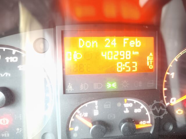 Sales van, food truck, snack truck Iveco Food Truck, Imbisswagen, Küche ist Neu