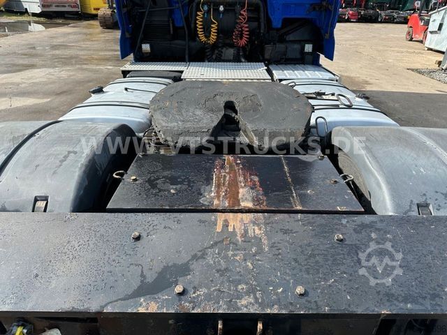 Volumen SZM MAN TGX 18.420 AHK  verstell. Sattelplatte