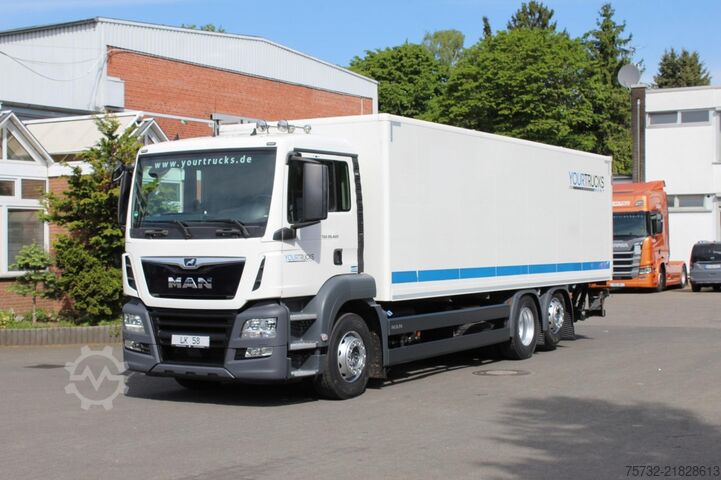 Box truck MAN TGS 26.420 Koffer LBW Lift-Lenkachse ANK