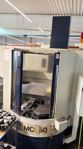 CNC Vertical Machining Center Spinner MC 650