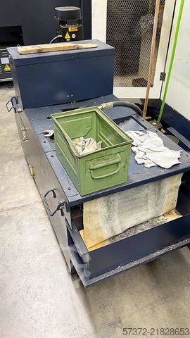 CNC Vertical Machining Center Spinner MC 650