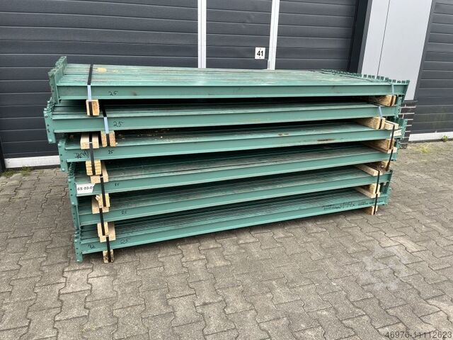 Pallet rackin beam Hovuma / 2.400 mm / INP: 80 x 42 mm / grün / Fachlast: 2.400 Kg