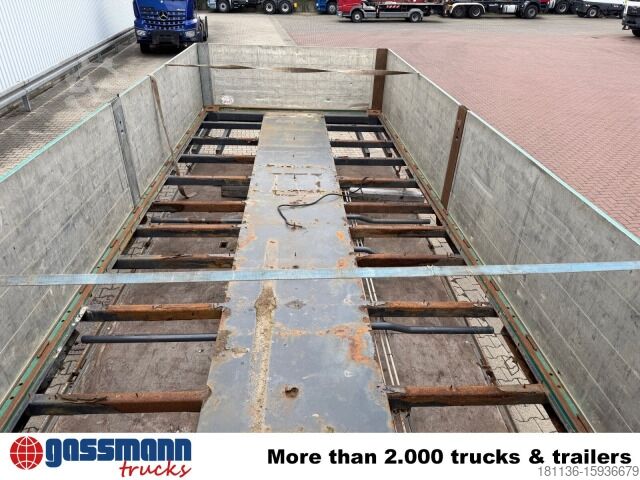 LKW mit Pritsche (offen)  Pritschenaufbau mit Platz für Kranmontage