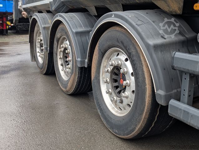 Kipper Auflieger STAS HardoX Stahl 86 m³, Liftachse, ALCOA, Unfaller