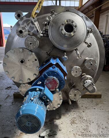 Gebrauchter Edelstahl-Vertikalreaktor von PSV Fabrication Ltd, ca. 4.000 Liter PSV 4000 Litre