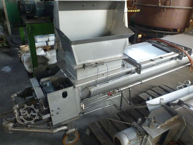 Gebrauchter Doppelschnecken-Kühlförderer von AMF, Modell HDS 250 x 3500 AMF HDS 250 x 3500