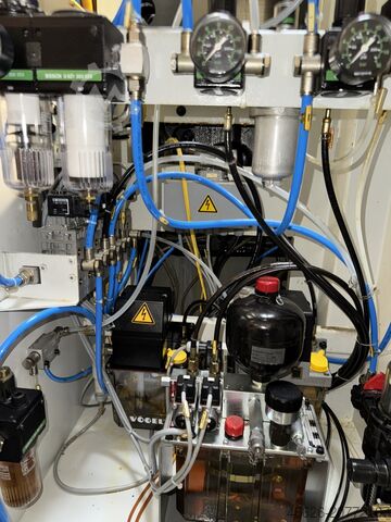 Universal-Bearbeitungszentrum DMG MORI DMU 70 EVOLUTION