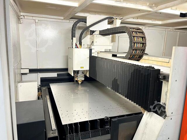 Large-format laser cutting machine Mazak Optiplex Nexus 3015 Fiber 2,0 KW