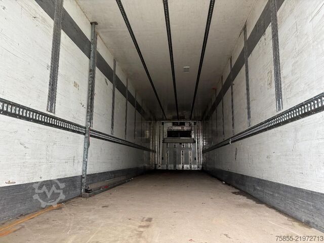 Refrigerated/freezer transport Van Eck UT-3I Carrier Vector 1800 / SAF Disc / Loading ...