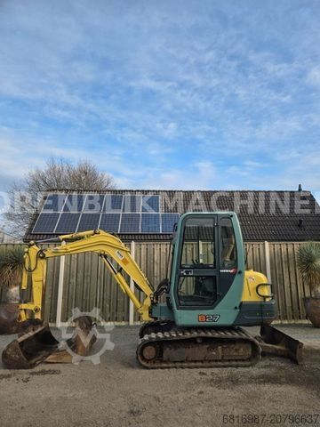 Minibagger YANMAR B27 3X LOFFEL