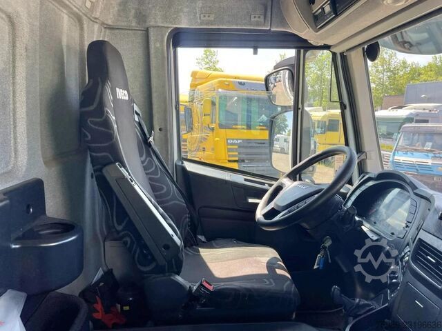 Iveco Stralis 270 CNG !  294094 km!!  9.05 m long body! 19tm Retarder, LAMBERET, FRIGOBLOCK, Loading Iveco Stralis 270   CNG !  294094 km!!  9.05 m long b...