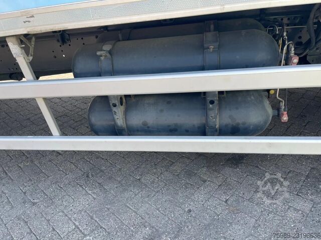 Iveco Stralis 270 CNG !  294094 km!!  9.05 m long body! 19tm Retarder, LAMBERET, FRIGOBLOCK, Loading Iveco Stralis 270   CNG !  294094 km!!  9.05 m long b...