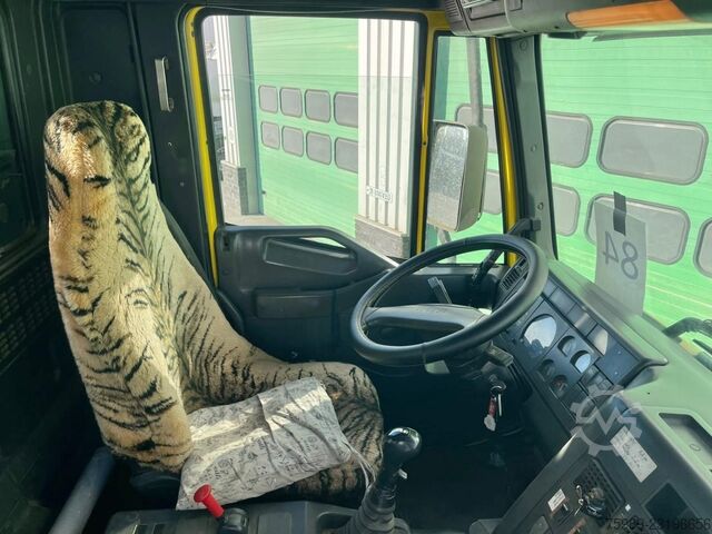 Iveco MP380 E34W 6x6, Kran 4200 kg, Manuell, Zapfwelle, Hydraulik MVI2223 Iveco MP380 E34W 6x6, CRANE 4200 kg, Manual , PTO, Hy...