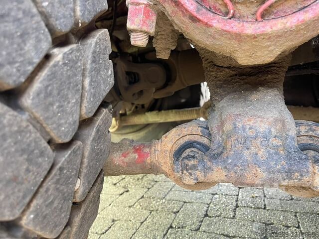 Iveco MP380 E34W 6x6, Kran 4200 kg, Manuell, Zapfwelle, Hydraulik MVI2223 Iveco MP380 E34W 6x6, CRANE 4200 kg, Manual , PTO, Hy...