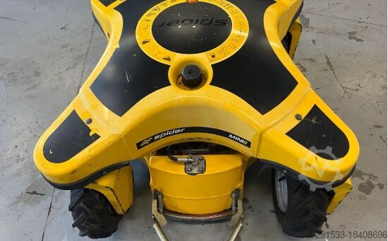 Remote controlled self-propelled lawn mower Spider MINI II 4X4 / KOSIARKA STEROWANA PILOTEM