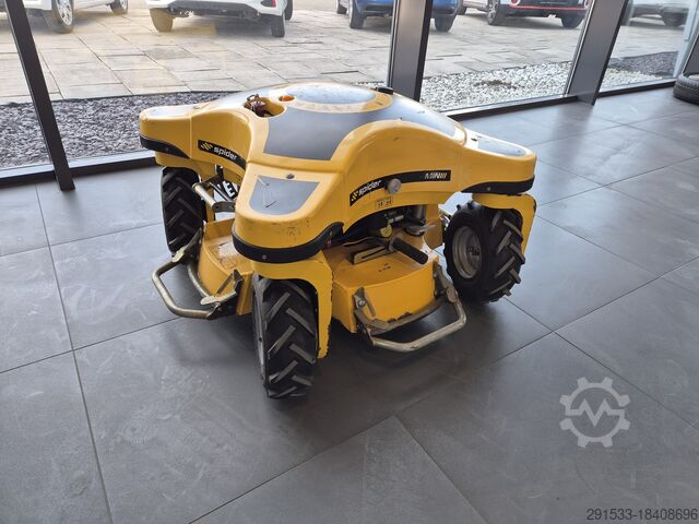 Remote controlled self-propelled lawn mower Spider MINI II 4X4 / KOSIARKA STEROWANA PILOTEM