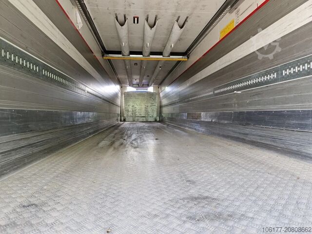 Koffer Schmitz Cargobull SKO 24