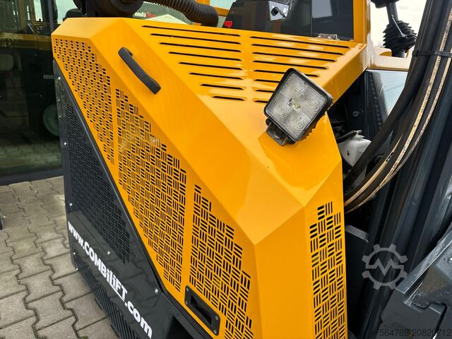Vierwegestapler Combilift CB3000// LPG // 2017 year /Toyota engine